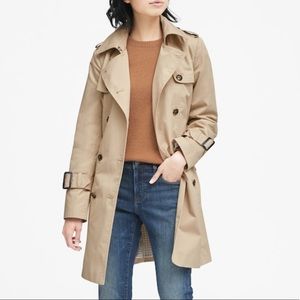 Banana Republic Classic trench coat
